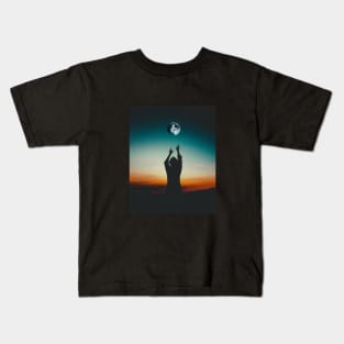 Litecoin: Reach for the Moon Kids T-Shirt